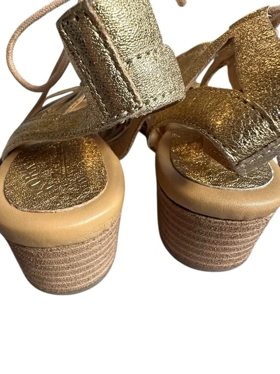 NEW Kork Ease Gladiator Leather Sandal in Metallic Gold - Picture 6 of 9